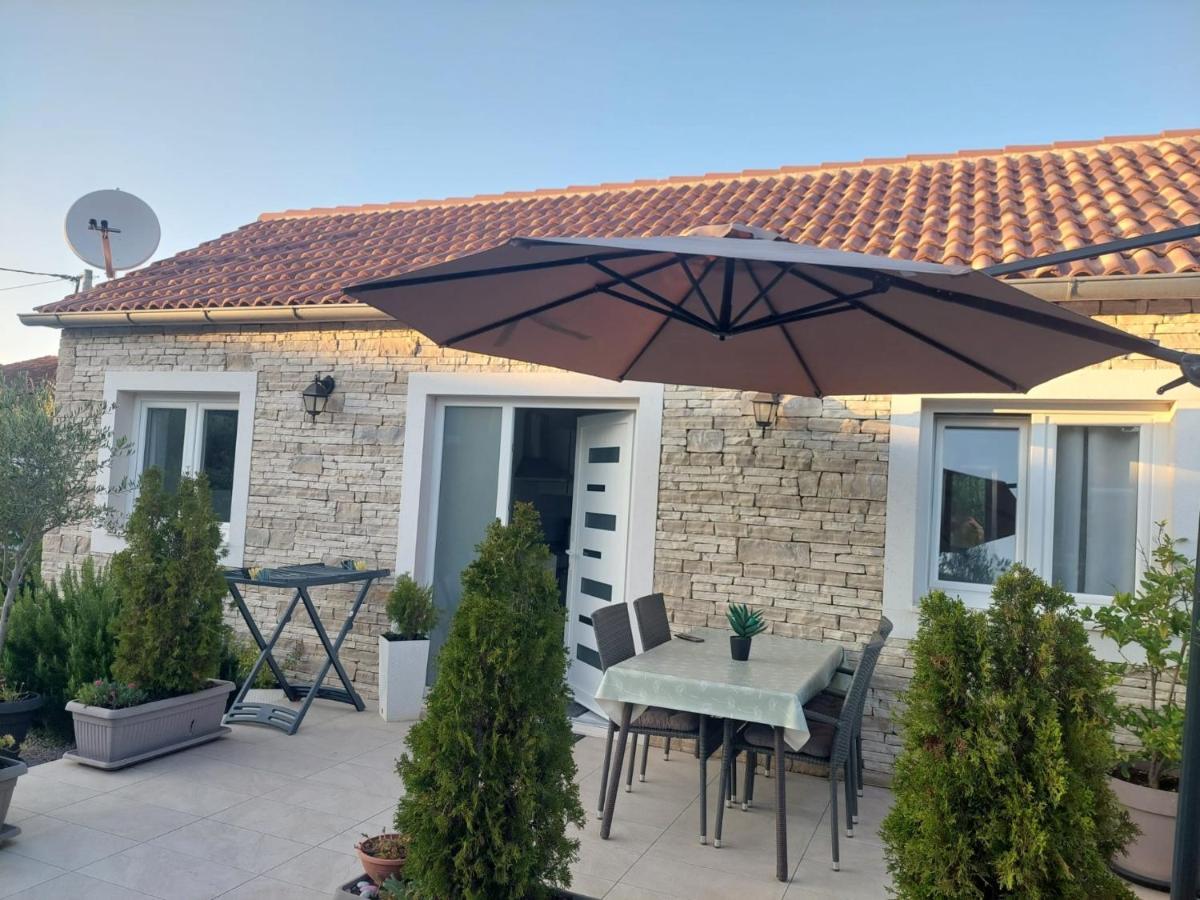 Apartman Mandi Bibinje Zewnętrze zdjęcie