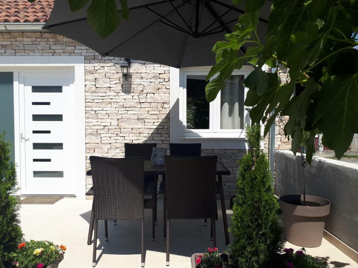 Apartman Mandi Bibinje Zewnętrze zdjęcie